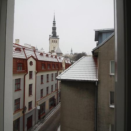 Tallinn City Apartments Old Town Suites Стая снимка