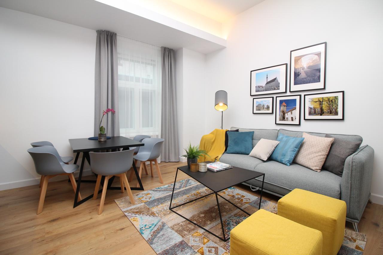 Tallinn City Apartments Old Town Suites Екстериор снимка