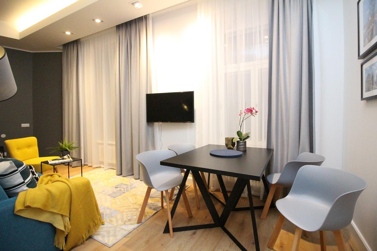 Tallinn City Apartments Old Town Suites Екстериор снимка